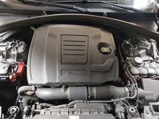 2019 Land Rover Range Rover Velar R-Dynamic SE with VIN SALYL2EX8KA220360, listed as a IAAI auction lot 41779723 with 52,595 mi miles. Bid and sale history available at carsss.com. Image 10.