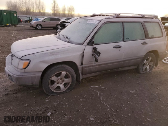 1999 Subaru Forester S with VIN JF1SF6555XH703271, listed as a Copart auction lot 84328434 with 208,023 mi miles and Salvage Title. Bid and sale history available at carsss.com. Image 1.