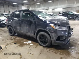 2021 Chevrolet Trax LT z VIN KL7CJPSM8MB364807, wystawiony jako Copart lot #44815215 z przebiegiem 19 669 mil mil oraz Szkoda całkowita • Salvage title. Historia ofert i sprzedaży dostępna na DreamBid. Obrazek 4.