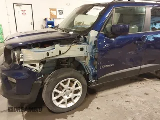 2021 Jeep Renegade Latitude z VIN ZACNJDBBXMPM41852, wystawiony jako IAAI lot #41598449 z przebiegiem 86 215 mil mil oraz . Historia ofert i sprzedaży dostępna na DreamBid. Obrazek 6.