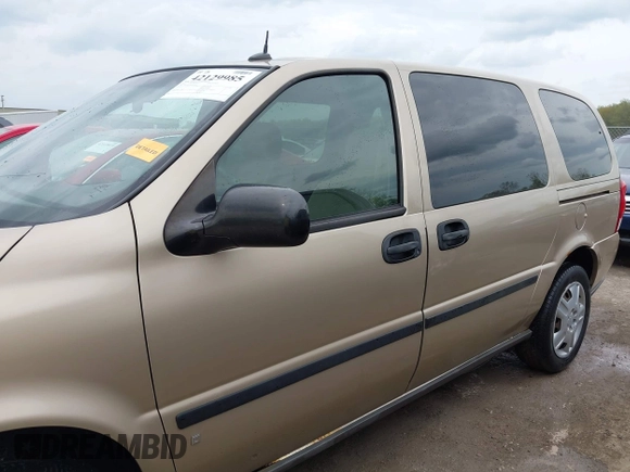 2006 Chevrolet Uplander LS Fleet with VIN 1GNDV23L96D178759, listed as a IAAI auction lot 42129985 with 134,612 mi miles. Bid and sale history available at carsss.com. Image 14.