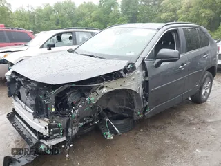 2024 Toyota RAV4 Hybrid LE с VIN 2T3LWRFV0RW201327, выставлен на аукционе IAAI как лот 42308254 с пробегом 8 425 миль миль и . История ставок и продаж доступна на DreamBid. Изображение 17.