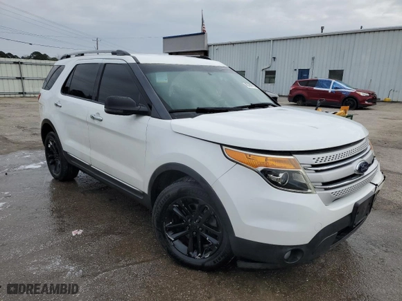 2013 Ford Explorer XLT with VIN 1FM5K7D84DGB16576, listed as a Copart auction lot 45704115 with 149,149 mi miles and Salvage Title. Bid and sale history available at carsss.com. Image 4.