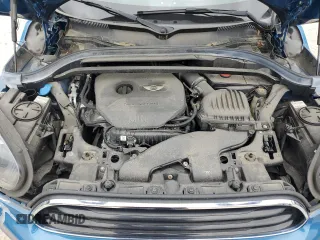 2019 MINI Countryman Cooper with VIN WMZYV5C59K3F57762, listed as a Copart auction lot 57341025 with 34,033 mi miles and Salvage title. Bid and sale history available at DreamBid. Image 11.