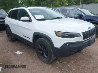 2019 Jeep Cherokee Latitude with VIN 1C4PJMCX9KD476710, listed as a IAAI auction lot 42447430 with 136,452 mi miles and . Bid and sale history available at DreamBid. Image 1.