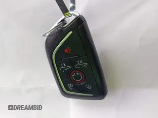 2021 Chevrolet Corvette 1LT z VIN 1G1YA2D48M5123250, wystawiony jako IAAI lot #42064133 z przebiegiem 30 753 mil mil oraz . Historia ofert i sprzedaży dostępna na DreamBid. Obrazek 11.