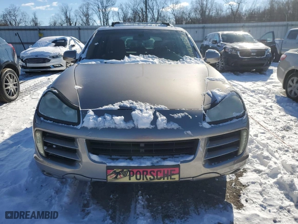 2008 Porsche Cayenne S with VIN WP1AB29PX8LA35423, listed as a Copart auction lot 41401955 with 141,970 mi miles and Clean Title. Bid and sale history available at carsss.com. Image 5.