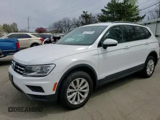 2018 Volkswagen Tiguan S z VIN 3VV1B7AXXJM056479, wystawiony jako Copart lot #53113125 z przebiegiem 99 367 mil mil oraz Szkoda całkowita • Salvage title. Historia ofert i sprzedaży dostępna na DreamBid. Obrazek 12.