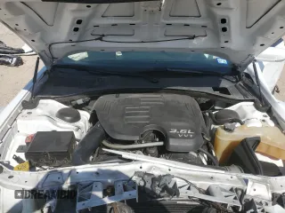 2021 Chrysler 300 S z VIN 2C3CCABG4MH554460, wystawiony jako Copart lot #52390045 z przebiegiem 80 866 mil mil oraz Szkoda całkowita • Salvage title. Historia ofert i sprzedaży dostępna na DreamBid. Obrazek 11.