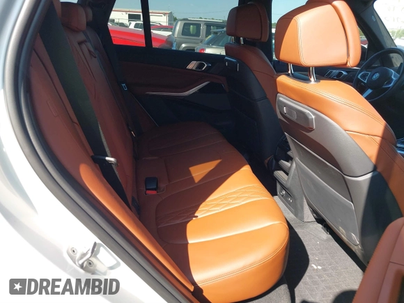 2024 BMW X5 xDrive40i with VIN 5UX23EU04R9S36715, listed as a IAAI auction lot 40168432 with 18,076 mi miles. Bid and sale history available at carsss.com. Image 8.