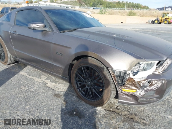 2013 Ford Mustang GT with VIN 1ZVBP8CF0D5247978, listed as a IAAI auction lot 41483581 with 111,560 mi miles. Bid and sale history available at carsss.com. Image 6.