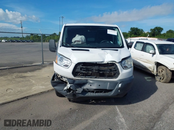 2018 Ford Transit с VIN 1FTYR1YM0JKA92299, выставлен на аукционе IAAI как лот 42585313 с пробегом 156 791 миль миль и . История ставок и продаж доступна на DreamBid. Изображение 13.