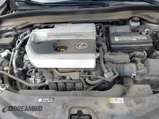 2020 Lexus UX with VIN JTHP3JBH5L2024624, listed as a IAAI auction lot 41826234 with 82,043 mi miles. Bid and sale history available at carsss.com. Image 10.