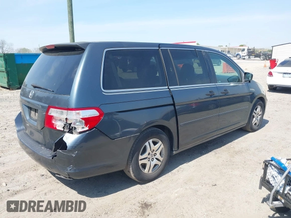 2006 Honda Odyssey LX with VIN 5FNRL38276B074855, listed as a IAAI auction lot 41914975 with 245,881 mi miles. Bid and sale history available at carsss.com. Image 4.