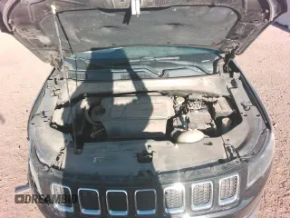 2017 Jeep Compass Sport z VIN 3C4NJCABXHT643474, wystawiony jako Copart lot #53654615 z przebiegiem 79 855 mil mil oraz Szkoda całkowita • Salvage title. Historia ofert i sprzedaży dostępna na DreamBid. Obrazek 13.