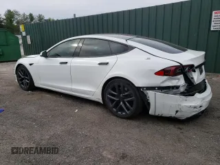 2021 Tesla Model S Long Range z VIN 5YJSA1E59MF438359, wystawiony jako Copart lot #57794325 z przebiegiem 31 651 mil mil oraz Szkoda całkowita • Salvage title. Historia ofert i sprzedaży dostępna na DreamBid. Obrazek 2.