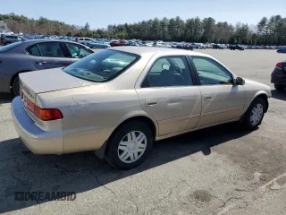 2000 Toyota Camry CE with VIN 4T1BG22K4YU741623, listed as a Copart auction lot 50770185 with 142,416 mi miles and Clean Title. Bid and sale history available at carsss.com. Image 3.
