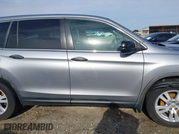 2016 Honda Pilot LX with VIN 5FNYF5H17GB029339, listed as a IAAI auction lot 41837038 with Not Provided miles and . Bid and sale history available at DreamBid. Image 12.