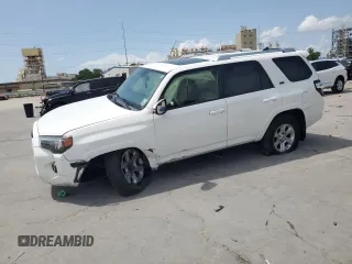 2018 Toyota 4Runner SR5 z VIN JTEZU5JR8J5177207, wystawiony jako Copart lot #59763165 z przebiegiem 97 171 mil mil oraz Szkoda całkowita • Salvage title. Historia ofert i sprzedaży dostępna na DreamBid. Obrazek 1.