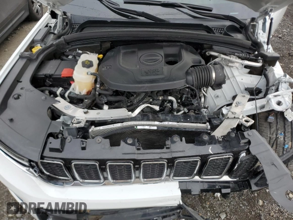 2022 Jeep Grand Cherokee Overland z VIN 1C4RJJDG7N8548443, wystawiony jako Copart lot #84239294 z przebiegiem 19 092 mil mil oraz Nie do naprawy • Non repairable. Historia ofert i sprzedaży dostępna na DreamBid. Obrazek 12.