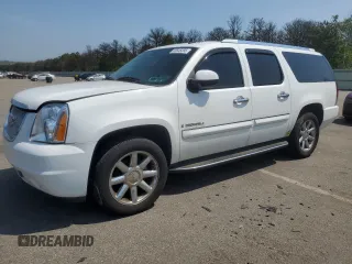 2008 GMC Yukon XL z VIN 1GKFK66878J195965, wystawiony jako Copart lot #60645395 z przebiegiem 173 526 mil mil oraz Czysty tytuł • Clean title. Historia ofert i sprzedaży dostępna na DreamBid. Obrazek 1.