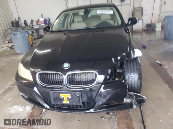 2011 BMW 3 Series 328i with VIN WBAPH7C56BE131427, listed as a Copart auction lot 56002815 with 88,598 mi miles and Salvage title. Bid and sale history available at DreamBid. Image 5.