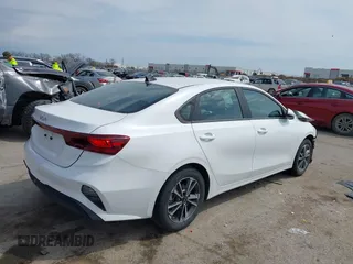 2024 Kia Forte LXS with VIN 3KPF24AD5RE812444, listed as a IAAI auction lot 41883462 with 13,091 mi miles and . Bid and sale history available at DreamBid. Image 4.