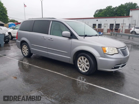 2015 Chrysler Town & Country Touring with VIN 2C4RC1BG6FR695422, listed as a IAAI auction lot 42246534 with 181,433 mi miles and . Bid and sale history available at DreamBid. Image 1.