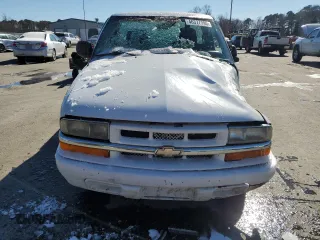 1998 Chevrolet S-10 with VIN 1GCCS1445WK146319, listed as a Copart auction lot 46377795 with 0 mi miles and Salvage Title. Bid and sale history available at carsss.com. Image 5.