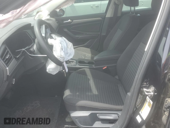 2024 Volkswagen Jetta S with VIN 3VW5M7BU1RM039173, listed as a Copart auction lot 56147215 with 31,354 mi miles and Clean title. Bid and sale history available at DreamBid. Image 7.