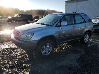 2001 Lexus RX 300 with VIN JTJGF10U310084903, listed as a Copart auction lot 81132314 with 251,268 mi miles and Salvage Title. Bid and sale history available at carsss.com. Image 1.