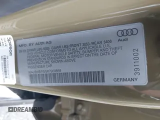 2024 Audi RS e-tron GT z VIN WAUBHBFW5R7900659, wystawiony jako IAAI lot #41797376 z przebiegiem 1010 mil mil oraz . Historia ofert i sprzedaży dostępna na DreamBid. Obrazek 9.