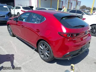 2022 Mazda Mazda3 Hatchback Preferred with VIN JM1BPALL9N1518688, listed as a IAAI auction lot 41968910 with 19,753 mi miles. Bid and sale history available at carsss.com. Image 3.