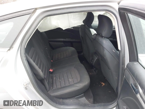 2018 Ford Fusion SE z VIN 3FA6P0LU3JR141401, wystawiony jako IAAI lot #41718444 z przebiegiem Nie podano mil oraz . Historia ofert i sprzedaży dostępna na DreamBid. Obrazek 8.