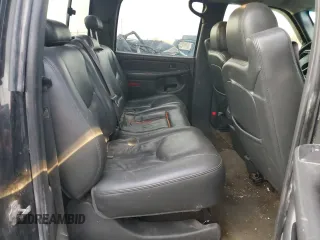 2005 GMC Sierra 3500 DRW Work Trk z VIN 1GTJK33235F863716, wystawiony jako Copart lot #84085004 z przebiegiem 233 369 mil mil oraz Szkoda całkowita • Salvage title. Historia ofert i sprzedaży dostępna na DreamBid. Obrazek 10.