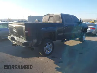 2015 GMC Sierra 2500HD available WiFi Denali with VIN 1GT120E87FF638538, listed as a IAAI auction lot 41425503 with 126,384 mi miles. Bid and sale history available at carsss.com. Image 3.