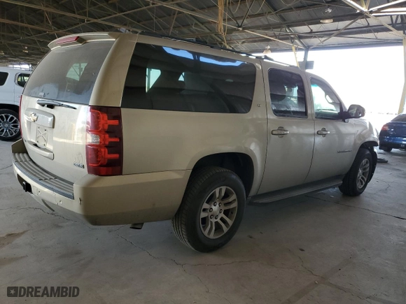 2009 Chevrolet Suburban LT w/2LT with VIN 1GNFC260X9R277890, listed as a Copart auction lot 87320354 with 202,891 mi miles and Salvage Title. Bid and sale history available at carsss.com. Image 3.