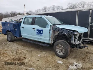 2020 Ford F-350 with VIN 1FD7W3B66LEC14106, listed as a Copart auction lot 53175195 with 63,281 mi miles and Salvage title. Bid and sale history available at DreamBid. Image 4.