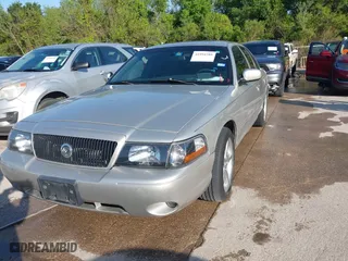 2004 Mercury Marauder with VIN 2MEHM79V44X612903, listed as a IAAI auction lot 41994280 with 181,451 mi miles. Bid and sale history available at carsss.com. Image 2.
