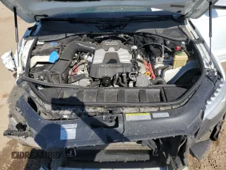2015 Audi Q7 S line Prestige z VIN WA1DGAFEXFD006387, wystawiony jako Copart lot #56710715 z przebiegiem 193 449 mil mil oraz Szkoda całkowita • Salvage title. Historia ofert i sprzedaży dostępna na DreamBid. Obrazek 12.
