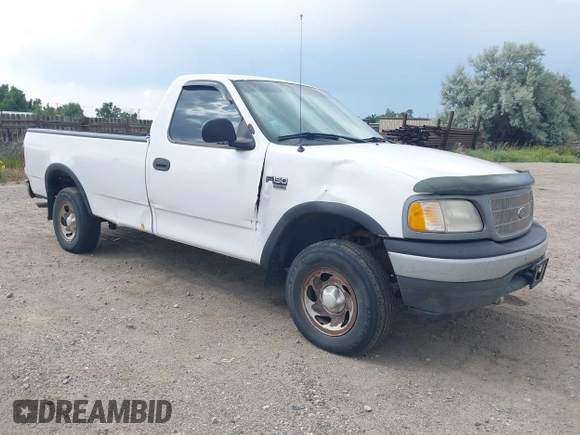2000 Ford F-150 XL с VIN 1FTRF18W8YKB11836, выставлен на аукционе IAAI как лот 42728813 с пробегом Не указан миль и . История ставок и продаж доступна на DreamBid. Изображение 1.