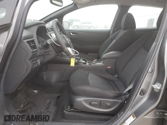 2022 Nissan LEAF SV Plus z VIN 1N4BZ1CV0NC551309, wystawiony jako Copart lot #43648275 z przebiegiem 25 582 mil mil oraz Szkoda całkowita • Salvage title. Historia ofert i sprzedaży dostępna na DreamBid. Obrazek 7.
