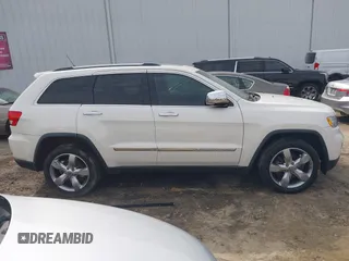 2012 Jeep Grand Cherokee Overland with VIN 1C4RJECT5CC362349, listed as a IAAI auction lot 41760221 with 218,350 mi miles. Bid and sale history available at carsss.com. Image 13.