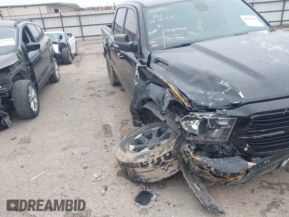 2021 Ram 1500 Big Horn z VIN 1C6RREFG7MN630189, wystawiony jako IAAI lot #41371219 z przebiegiem 62 613 mil mil oraz . Historia ofert i sprzedaży dostępna na DreamBid. Obrazek 6.