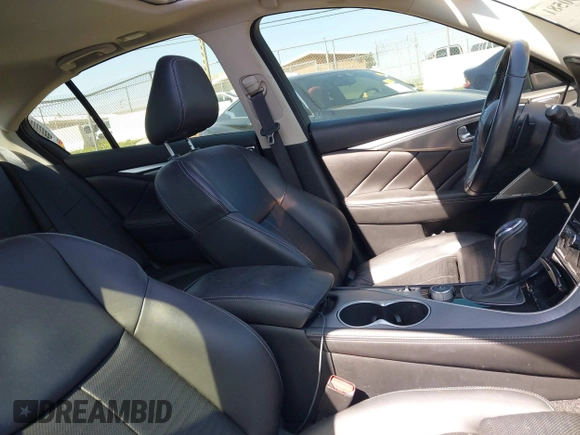 2018 Infiniti Q50 3.0t LUXE with VIN JN1EV7AP8JM355426, listed as a IAAI auction lot 41990581 with 73,042 mi miles. Bid and sale history available at carsss.com. Image 5.