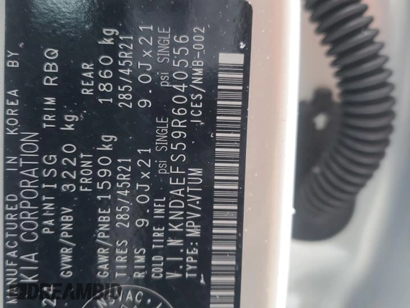2024 Kia EV9 GT-Line z VIN KNDAEFS59R6040556, wystawiony jako Copart lot #43014075 z przebiegiem Nie podano mil oraz Nie do naprawy • Non repairable. Historia ofert i sprzedaży dostępna na DreamBid. Obrazek 13.