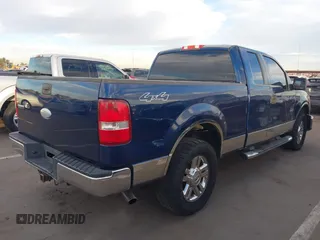 2007 Ford F-150 XLT z VIN 1FTPX14V27FB70552, wystawiony jako IAAI lot #41492410 z przebiegiem 247 114 mil mil oraz . Historia ofert i sprzedaży dostępna na DreamBid. Obrazek 4.