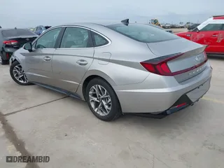 2021 Hyundai Sonata SEL with VIN KMHL64JA6MA146585, listed as a IAAI auction lot 41680181 with 34,119 mi miles. Bid and sale history available at carsss.com. Image 3.
