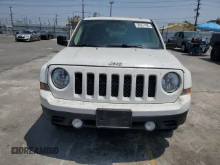 2016 Jeep Patriot Sport with VIN 1C4NJPBA6GD744013, listed as a Copart auction lot 59967455 with 150,146 mi miles and Clean title. Bid and sale history available at DreamBid. Image 5.