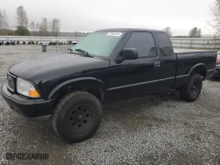 1999 GMC Sonoma SLS with VIN 1GTCS19X1X8503254, listed as a Copart auction lot 77546124 with 121,345 mi miles and Clean Title. Bid and sale history available at carsss.com. Image 1.